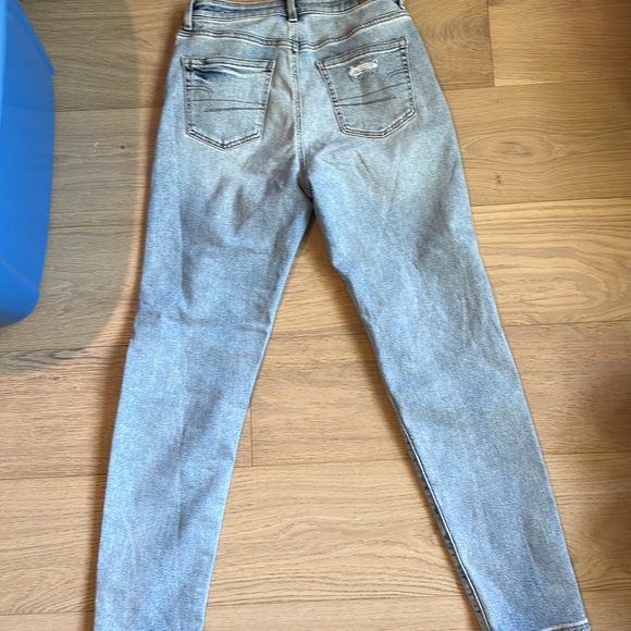 AE destroyed denim- long length - Picture 6 of 8
